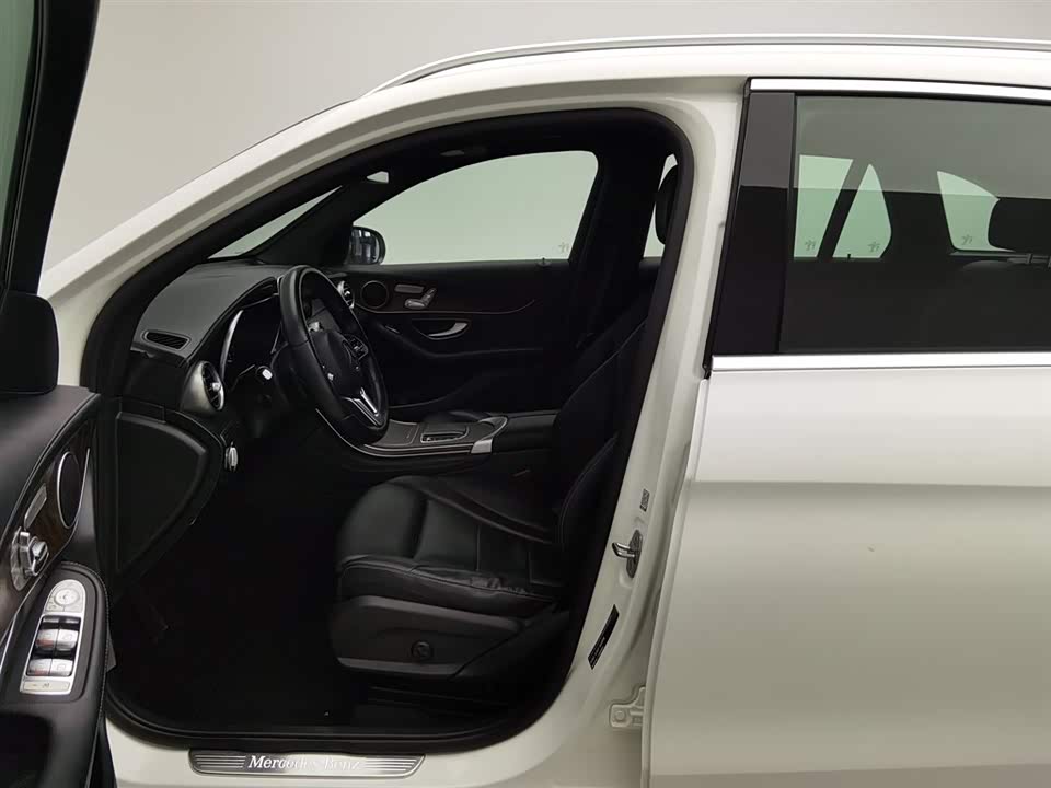 Mercedes-Benz GLC Mercedes-Benz GLC