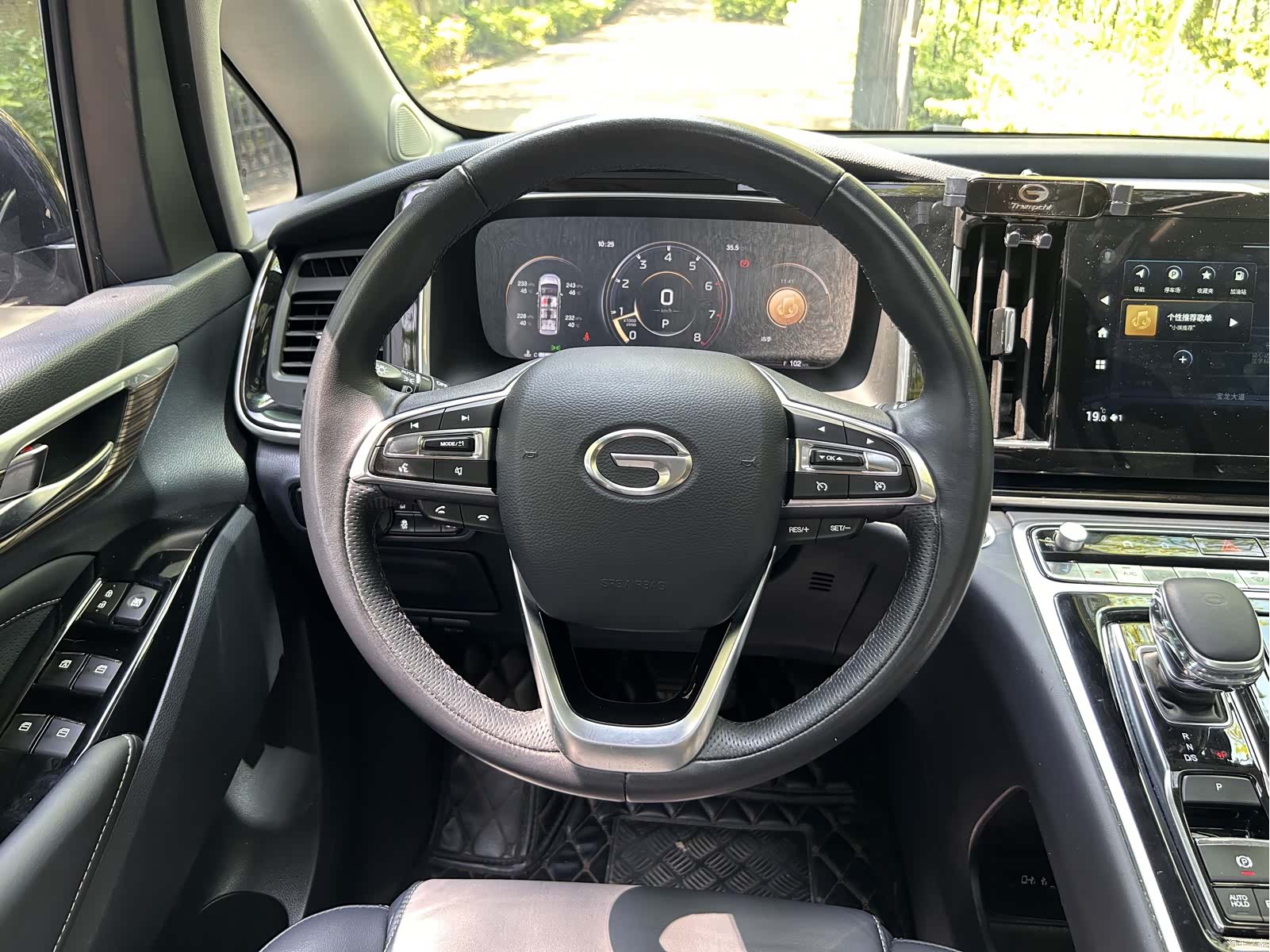 Trumpchi M8, 2021 10