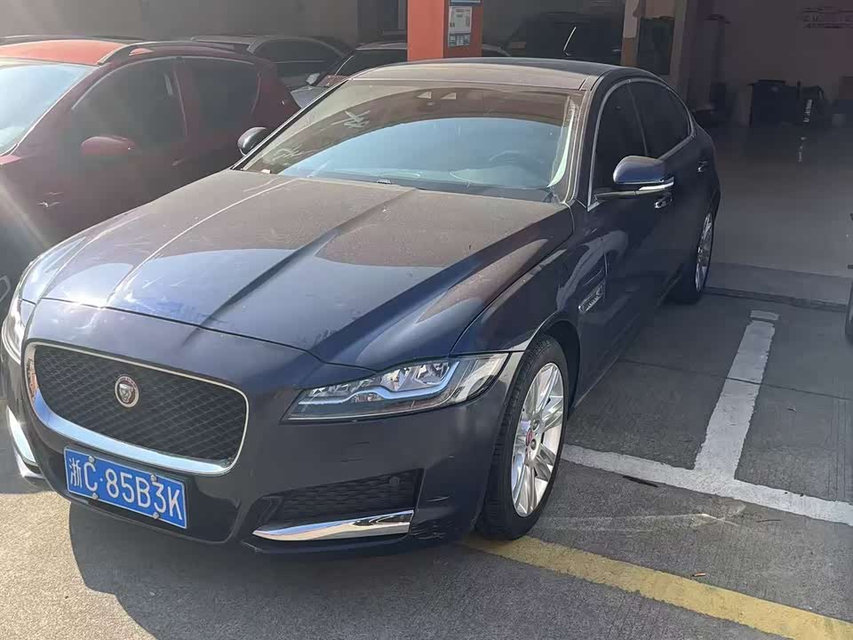 Jaguar XFL