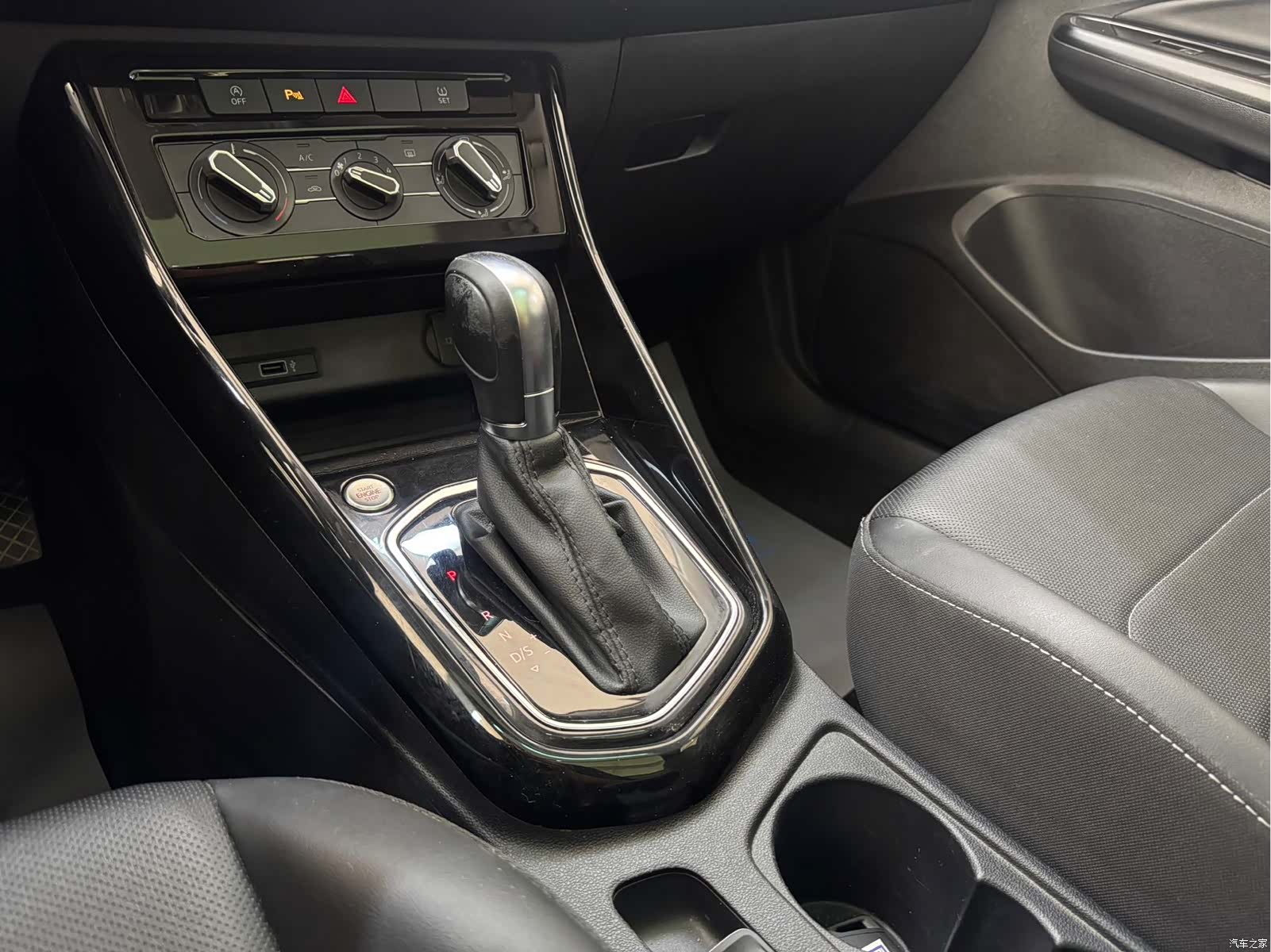 Volkswagen VS7, 2022 13