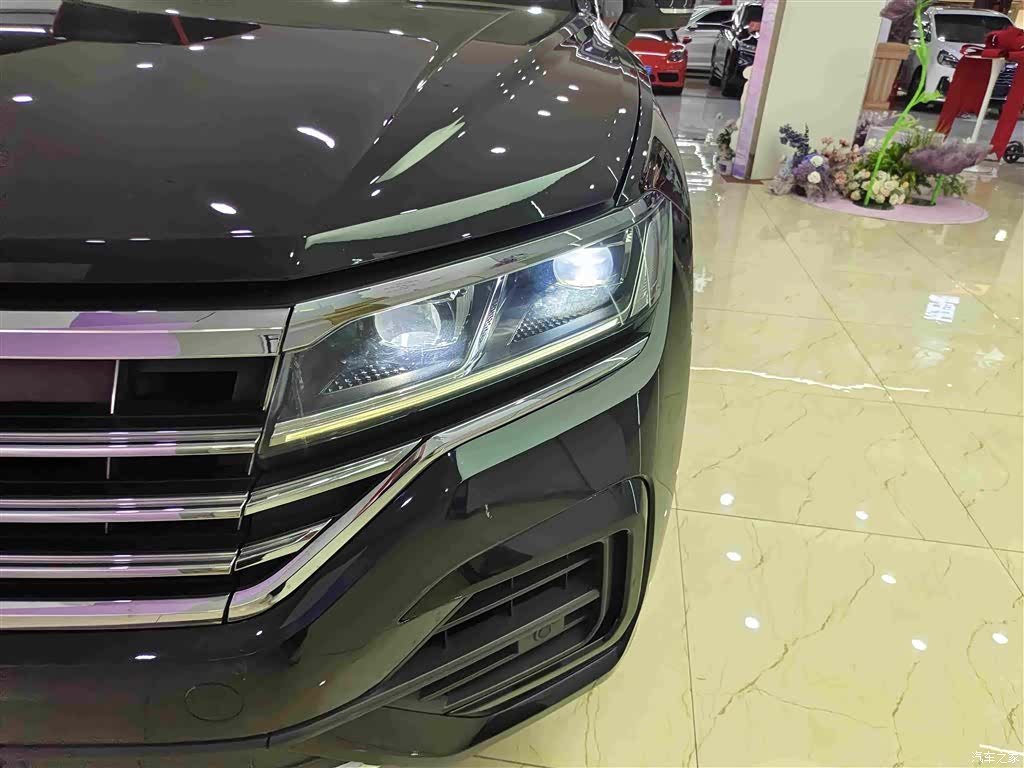 Volkswagen Touareg, 2020 8