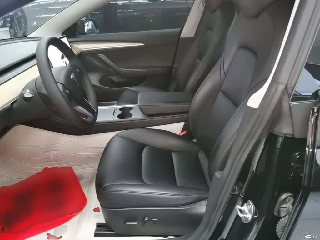 Tesla Model 3, 2022 15