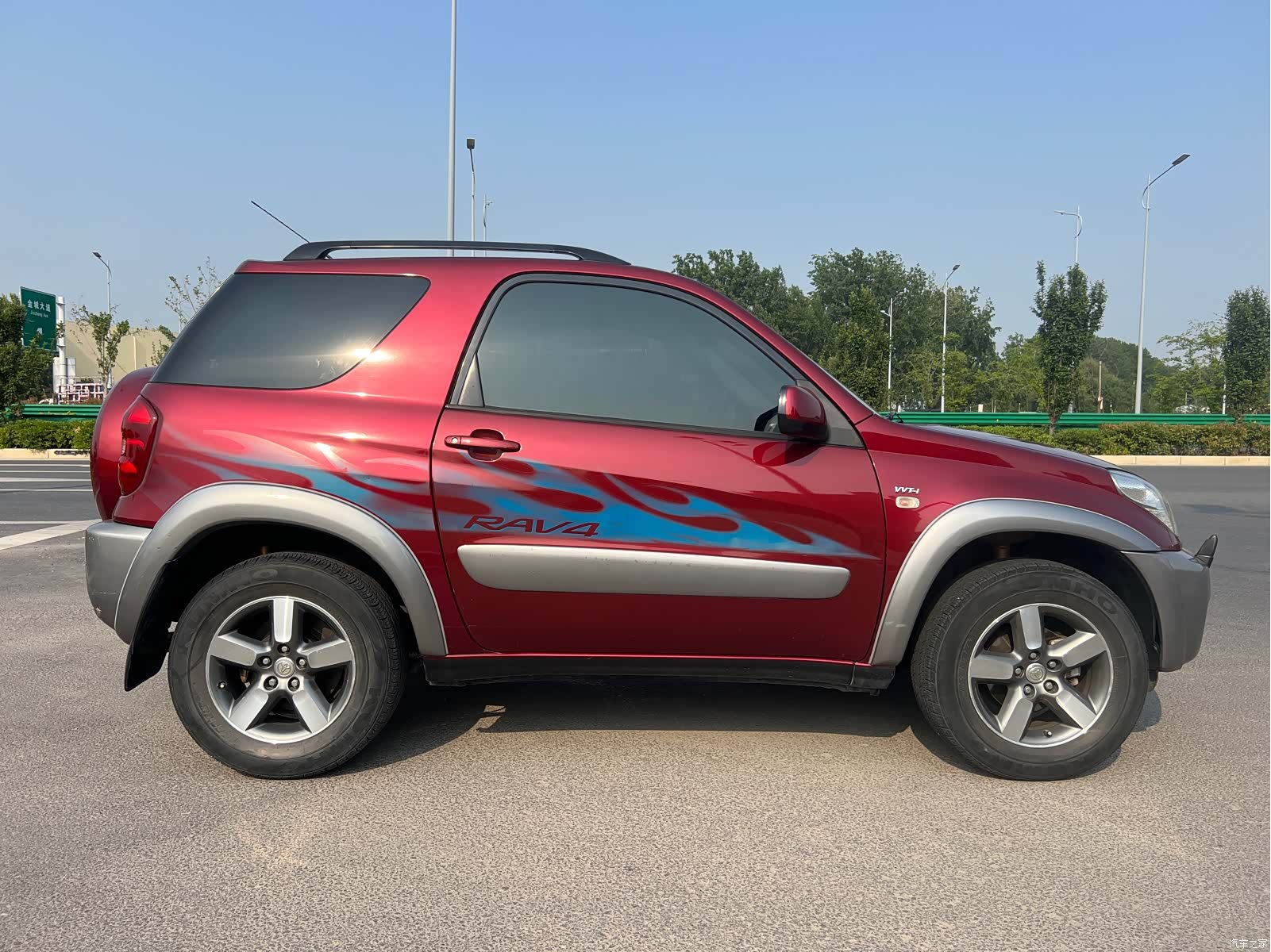 Toyota RAV4, 2004 6