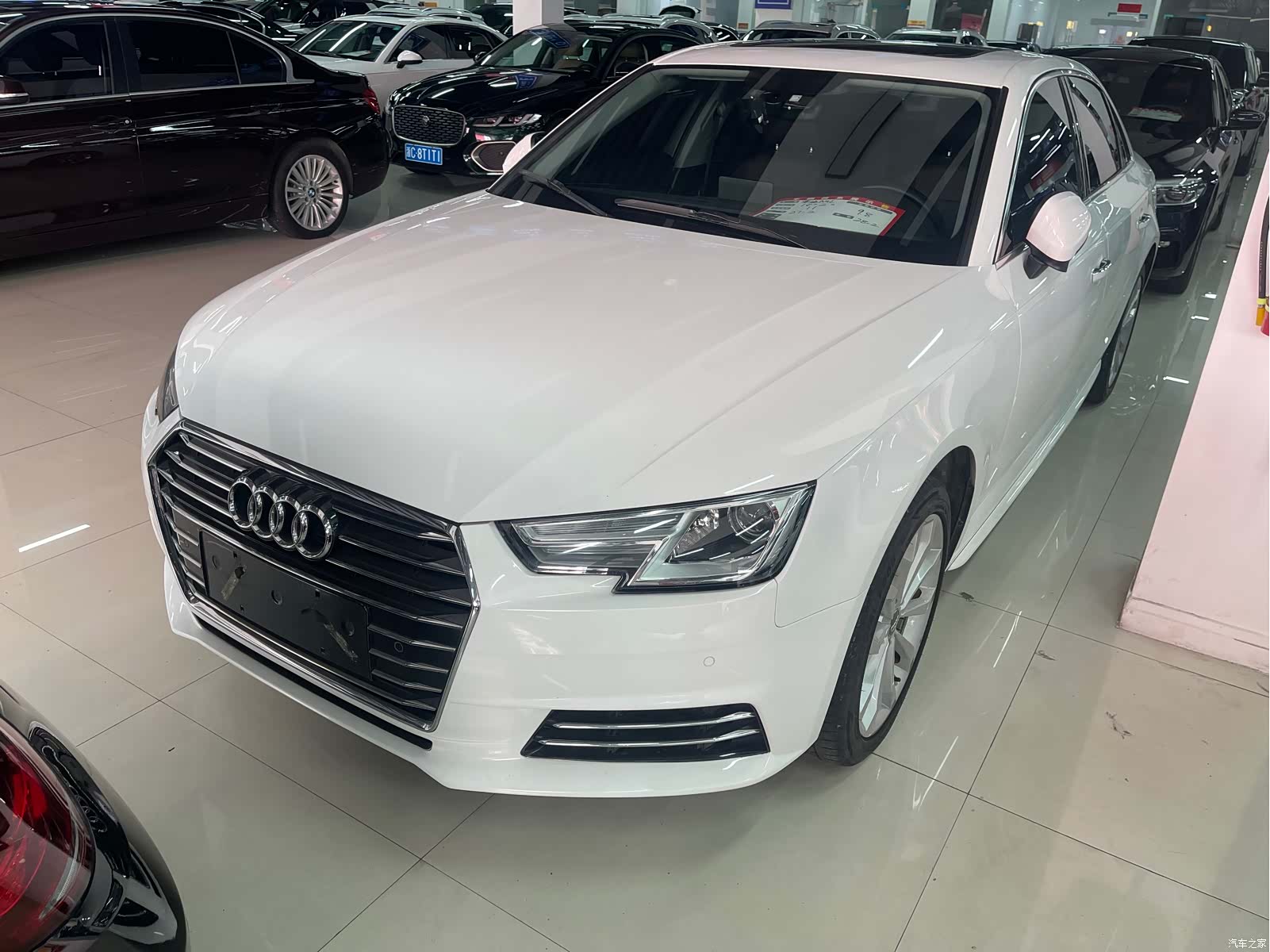 Audi A4L, 2018 9