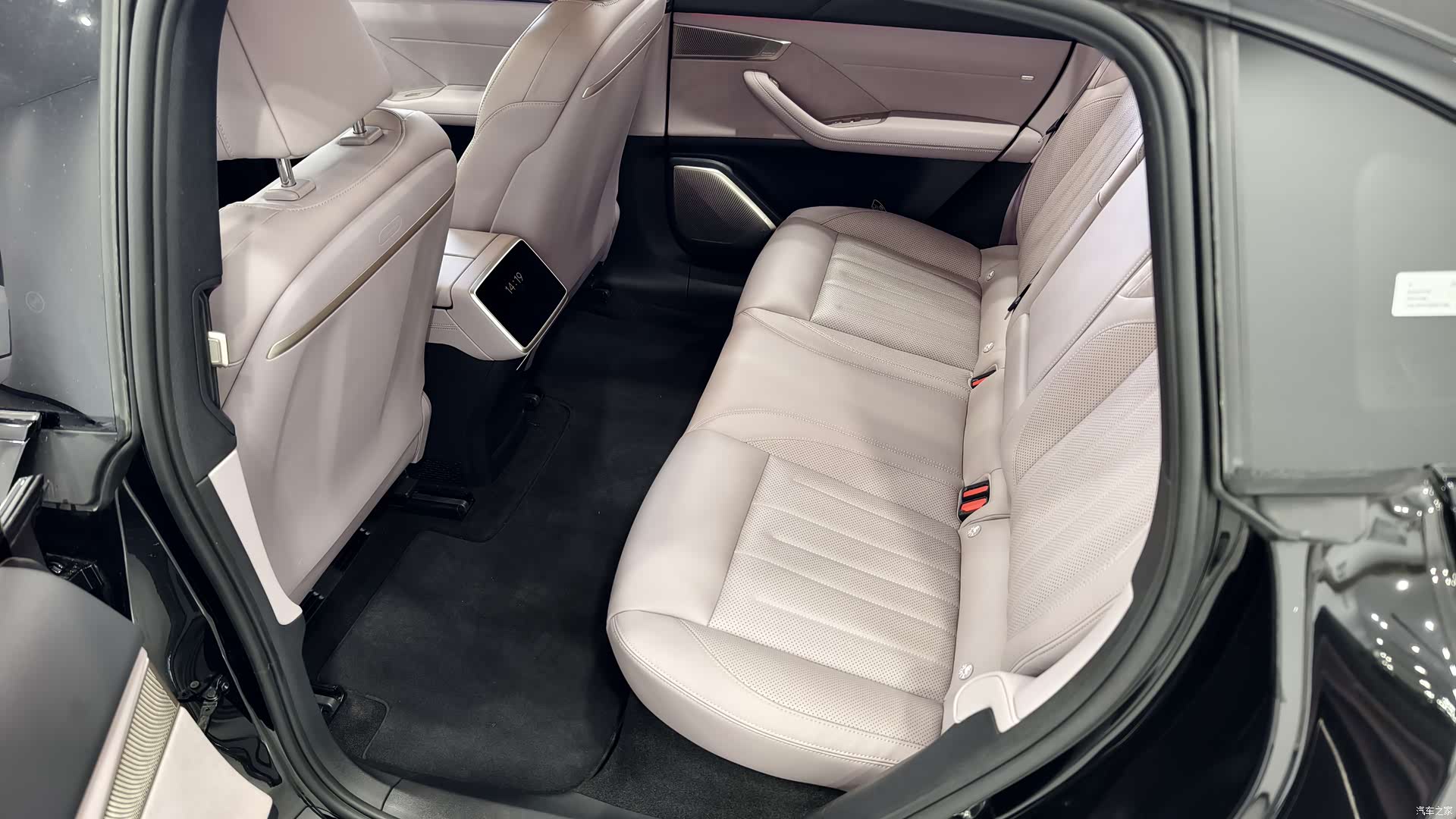 NIO L60, 2025 10