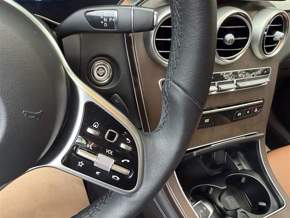 Mercedes-Benz GLC Mercedes-Benz GLC