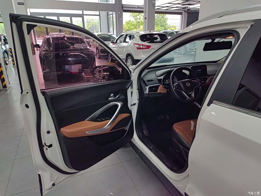 Wuling 510, 2018 16