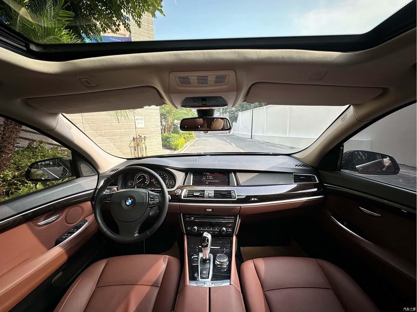 BMW 5 Series, 2015 16