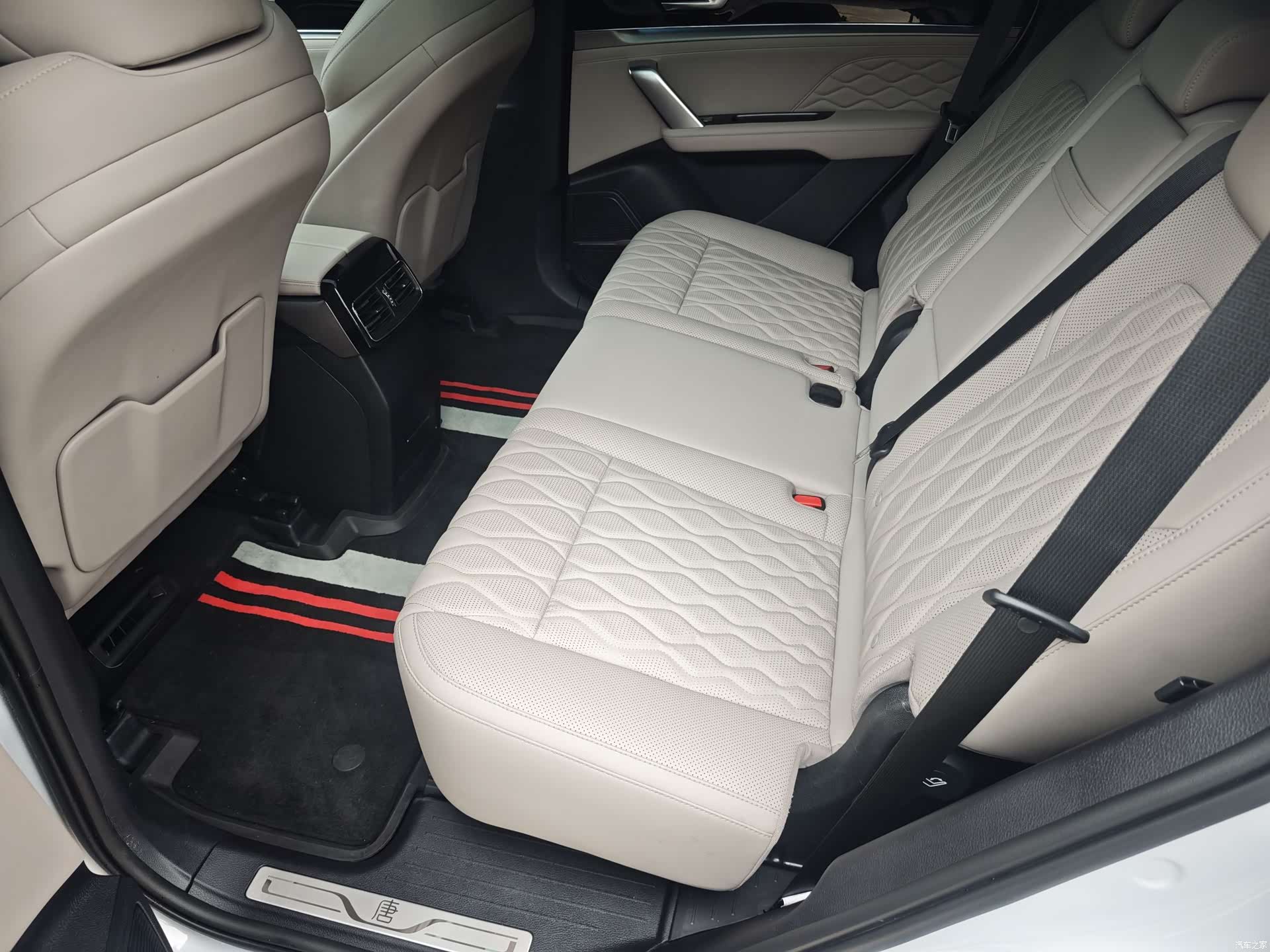 BYD Tang, 2024 10