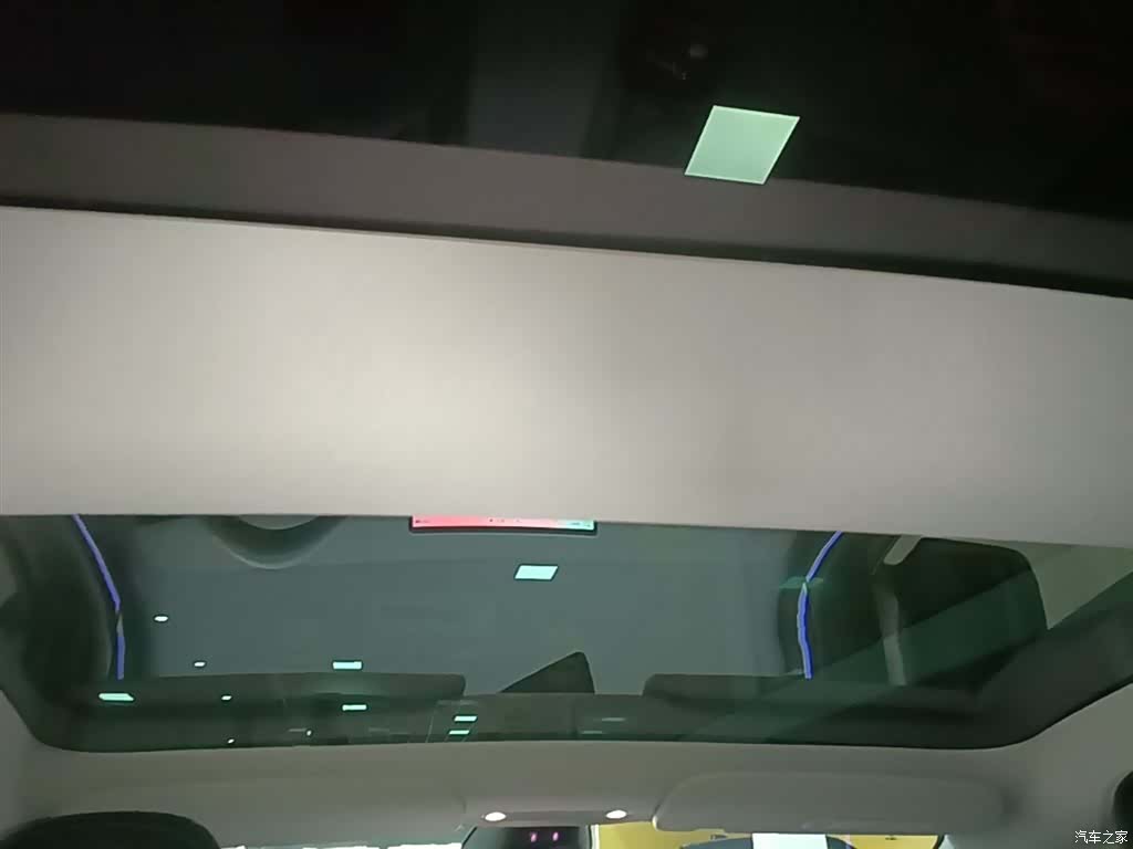 Tesla Model 3, 2024 18