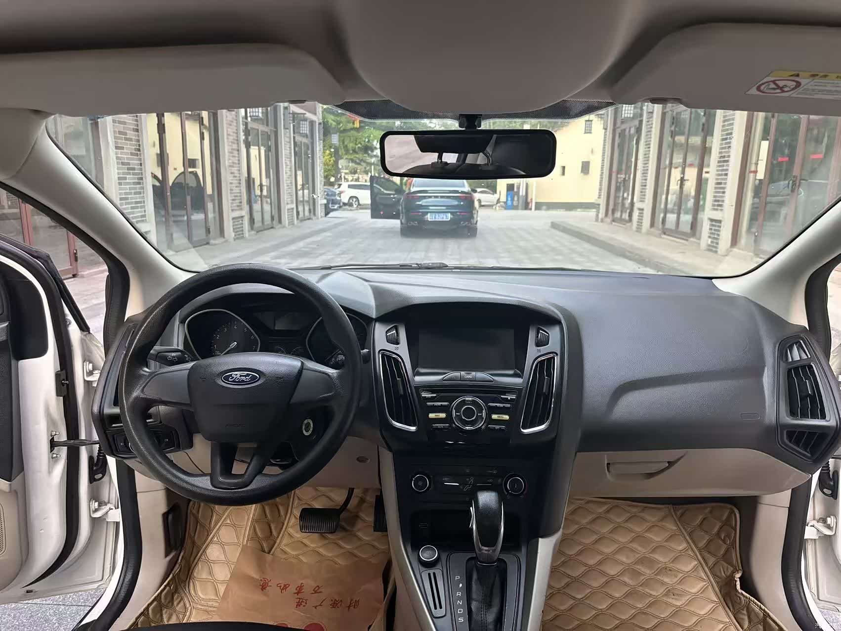 Ford Focus, 2017 13