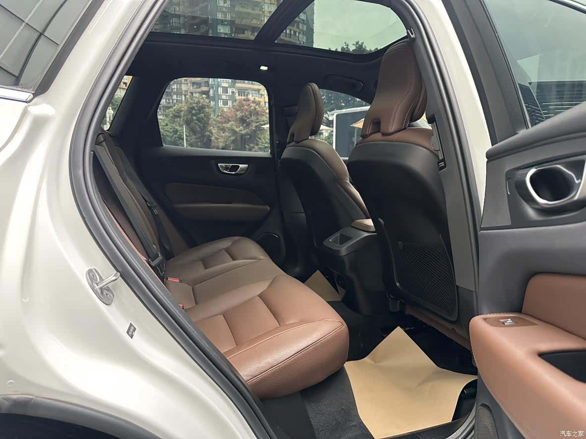 Volvo XC60, 2024 17
