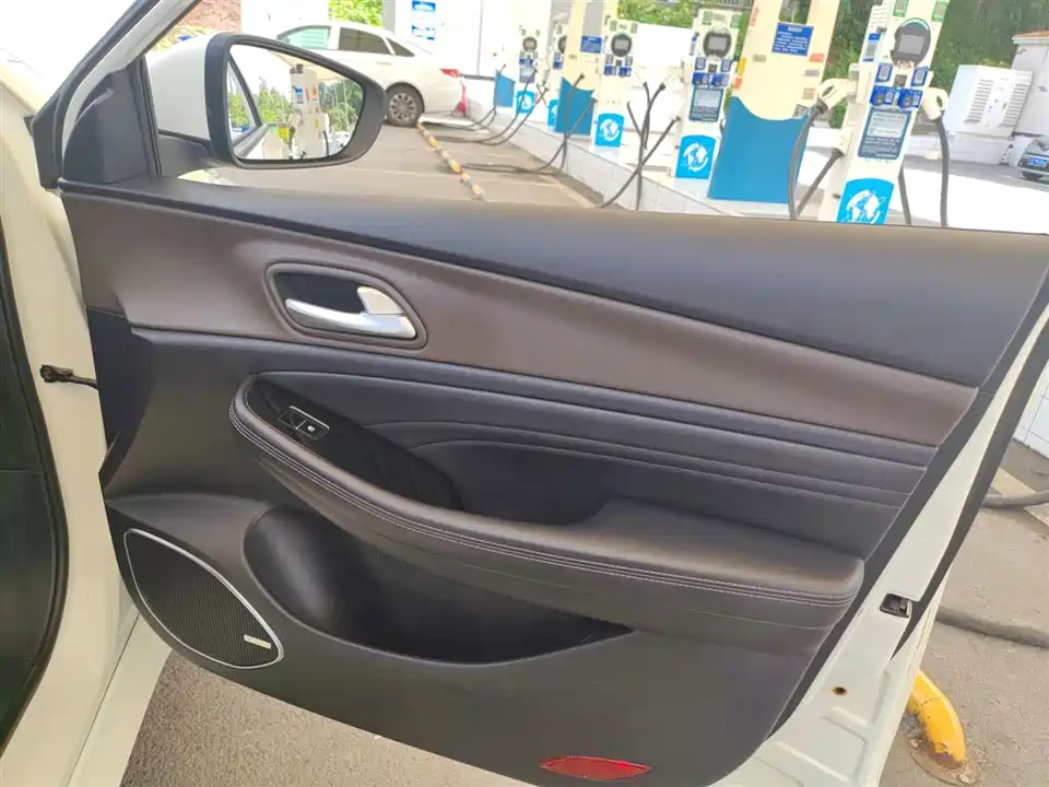 Trumpchi Trumpchi GA4