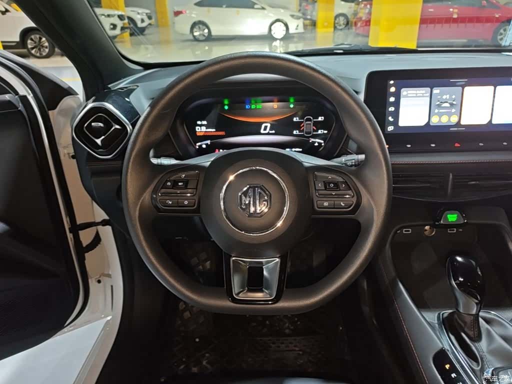 MG MG5, 2025 11