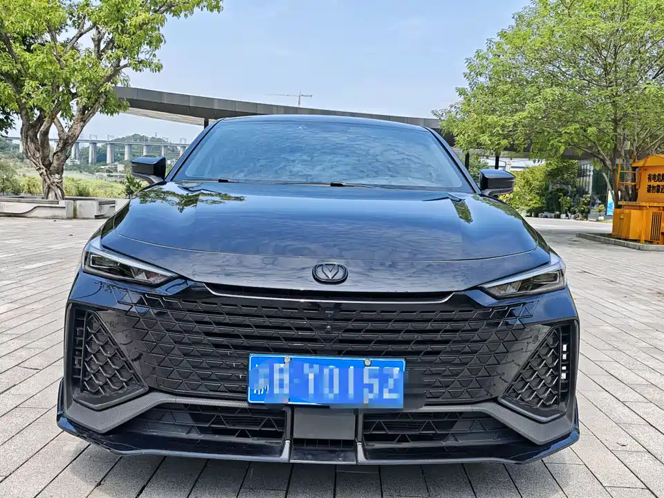 Changan UNI-V