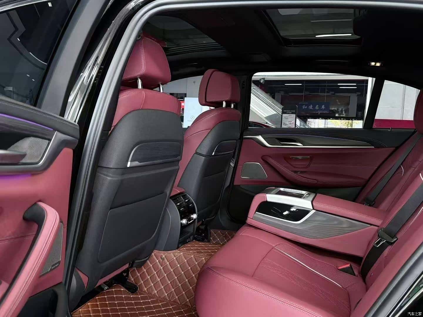 BMW 5 Series, 2021 13