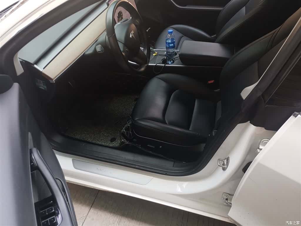 Tesla Model 3, 2019 14