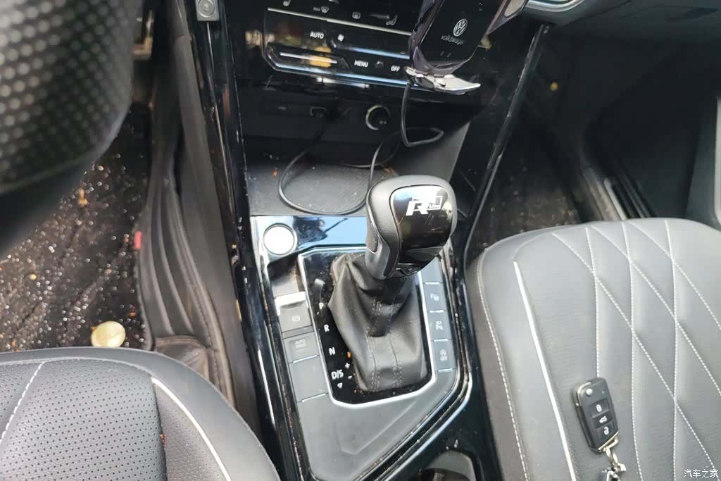 Volkswagen Tiguan L, 2022 16