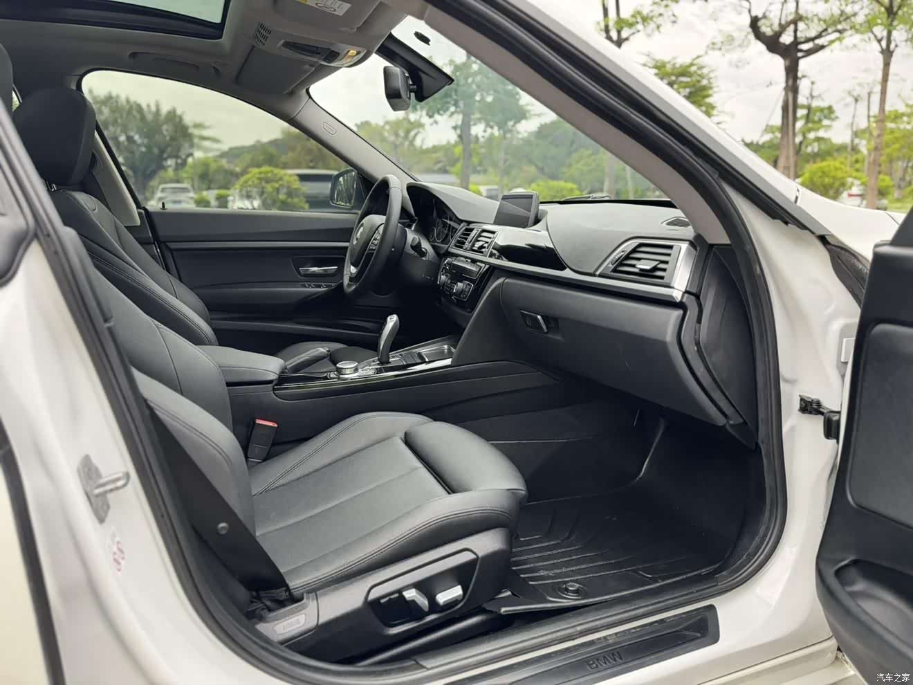 BMW 3 Series, 2018 10