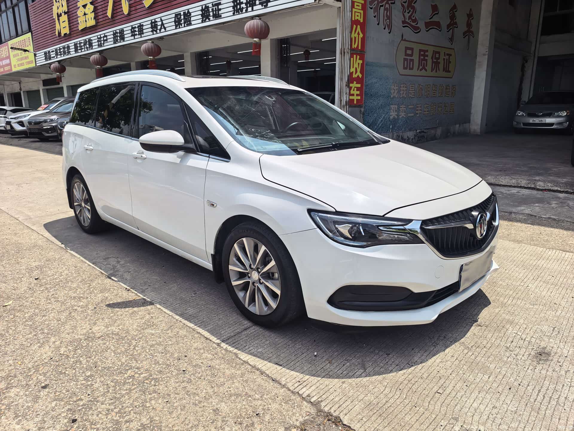 Buick GL6, 2022 3