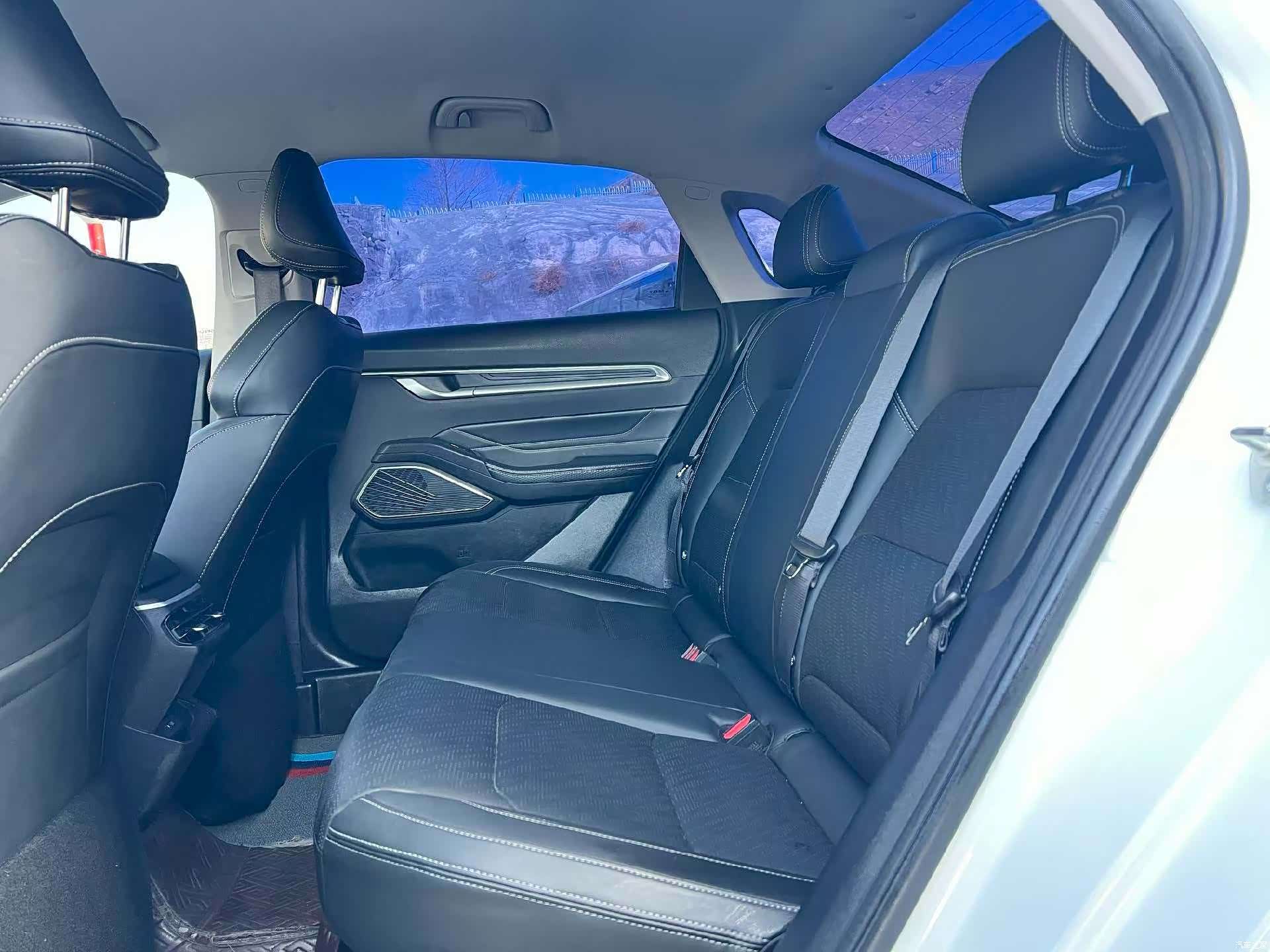 Geely Emgrand, 2023 6
