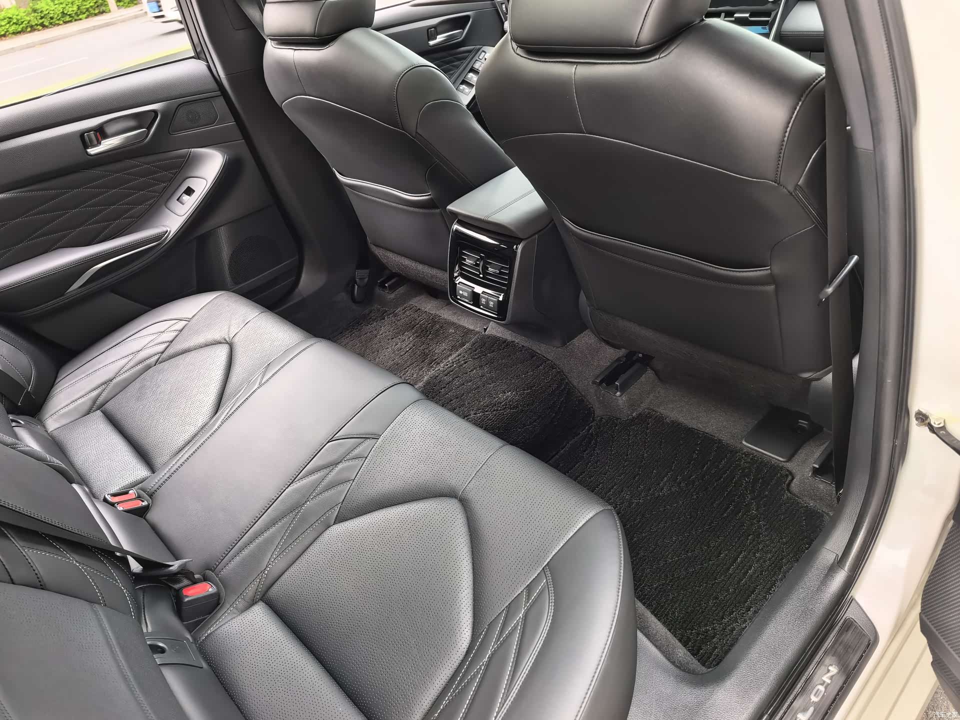 Toyota Avalon, 2019 9