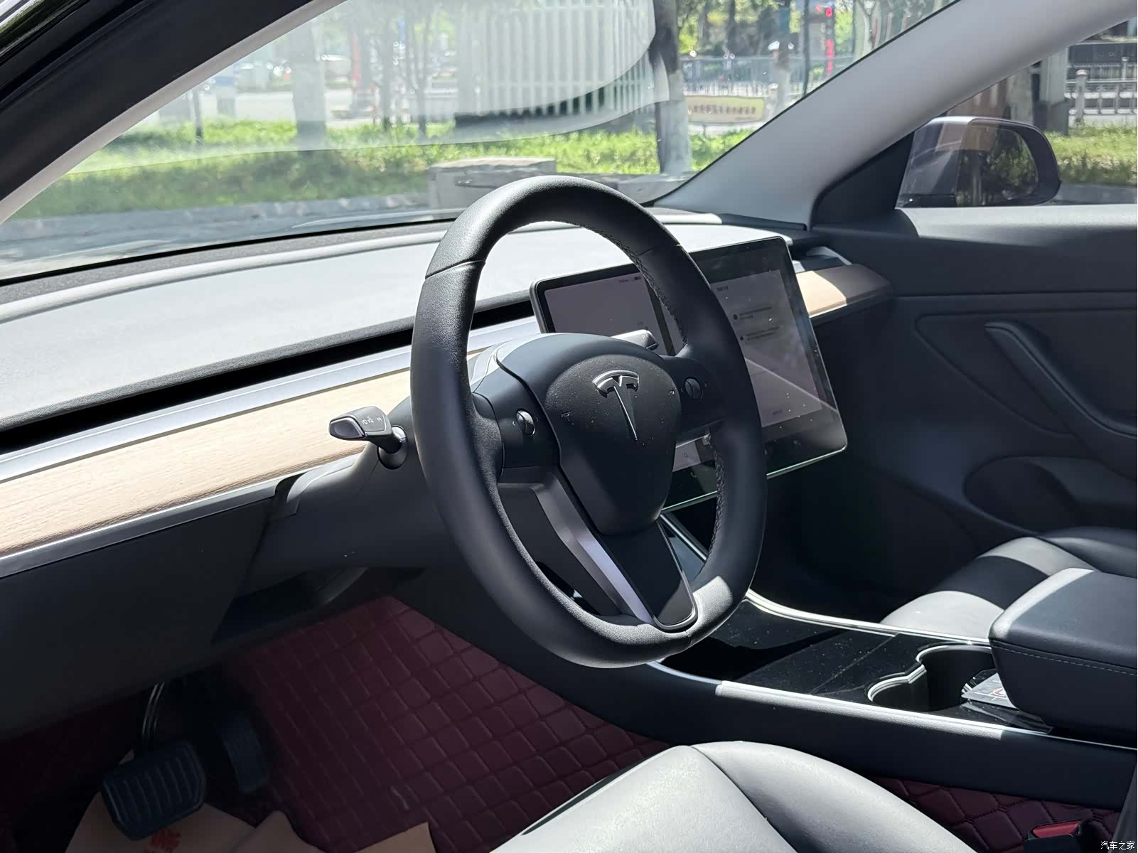 Tesla Model 3, 2020 все фото