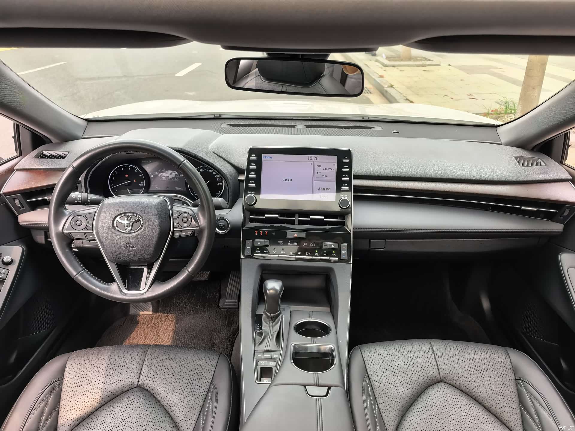 Toyota Avalon, 2019 10