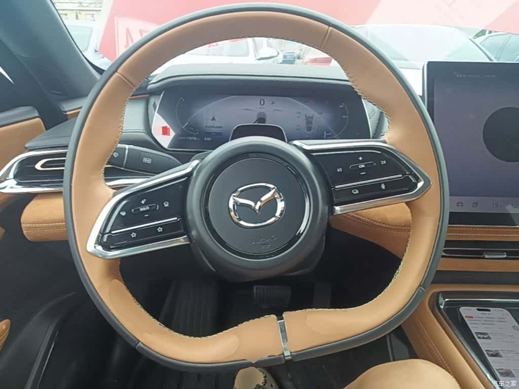 Mazda EZ-6, 2025 11