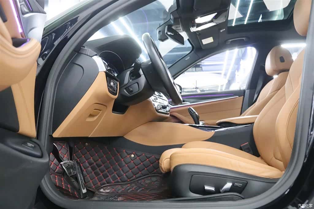 BMW 5 Series, 2022 14