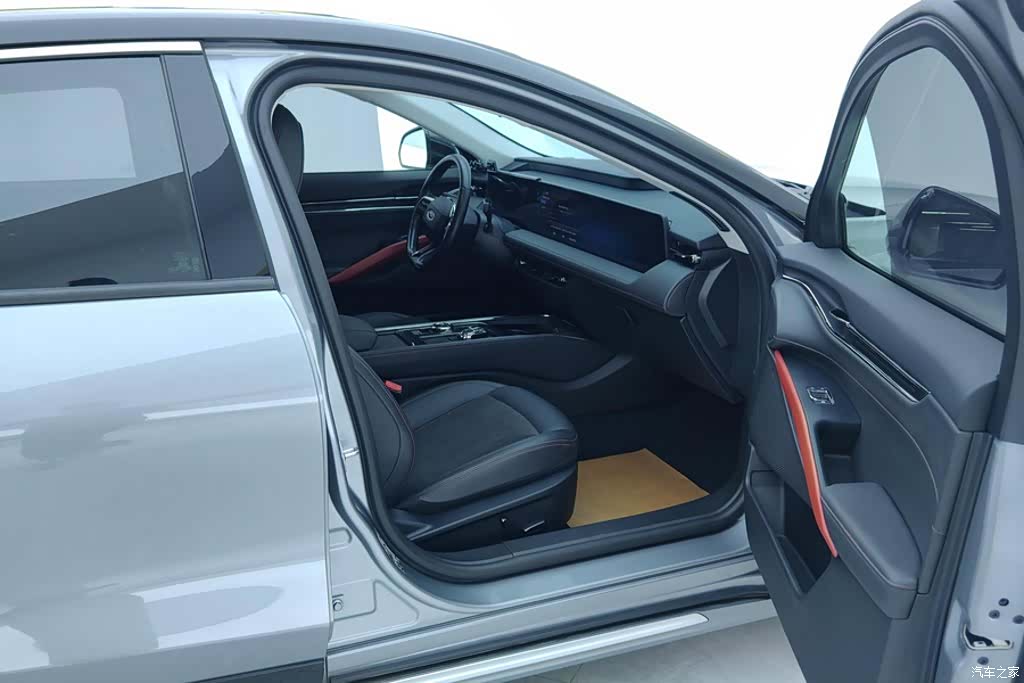 Ford Mondeo, 2023 8