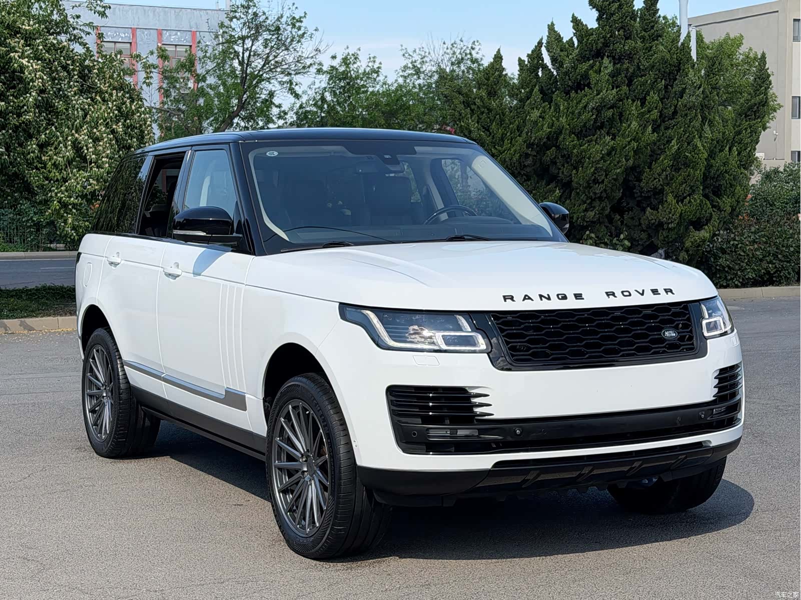 Land Rover Range Rover, 2015 3