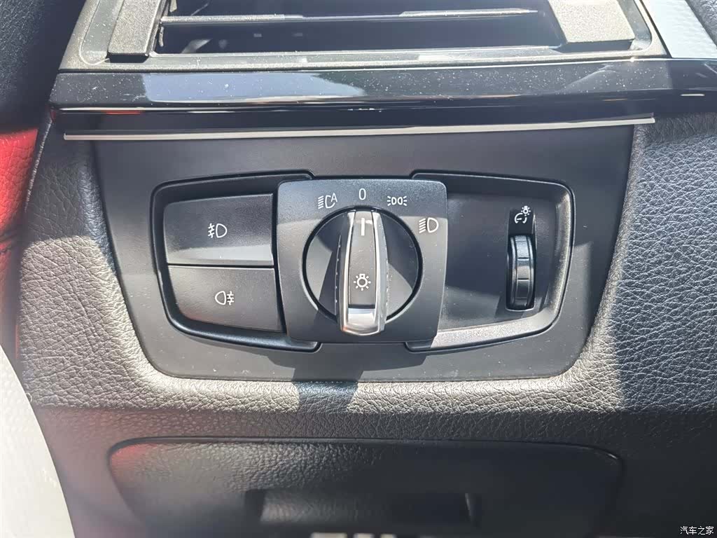 BMW 3 Series, 2016 26