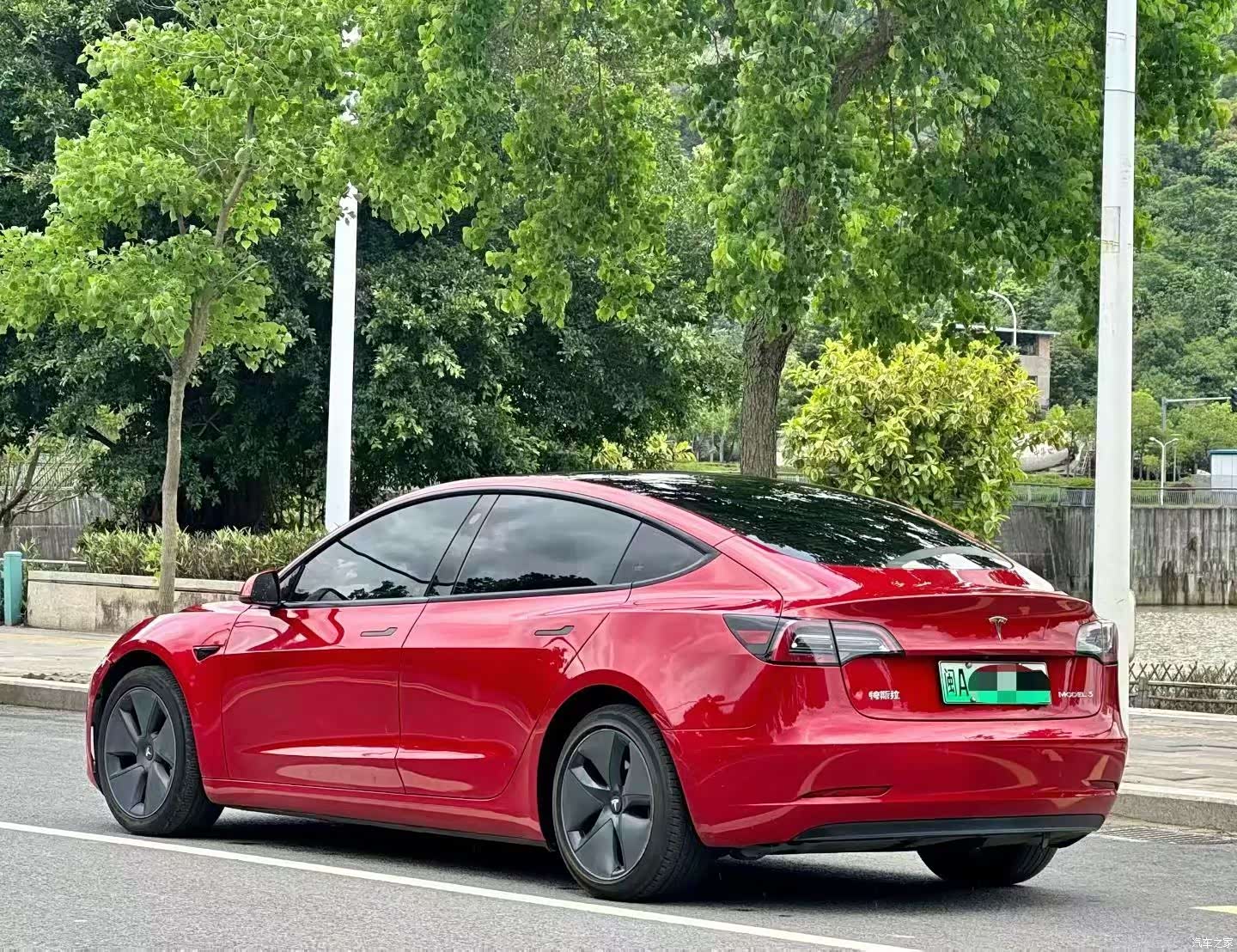 Tesla Model 3, 2021 4