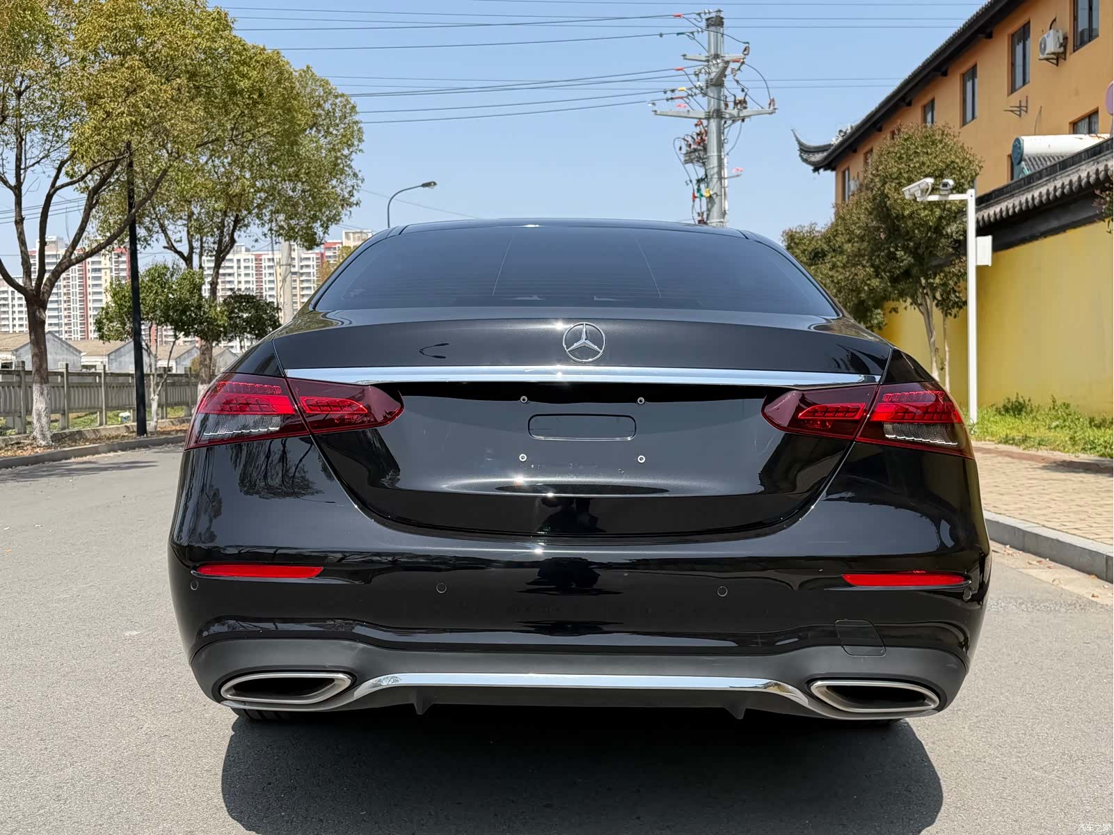 Mercedes-Benz E-Class, 2023 11