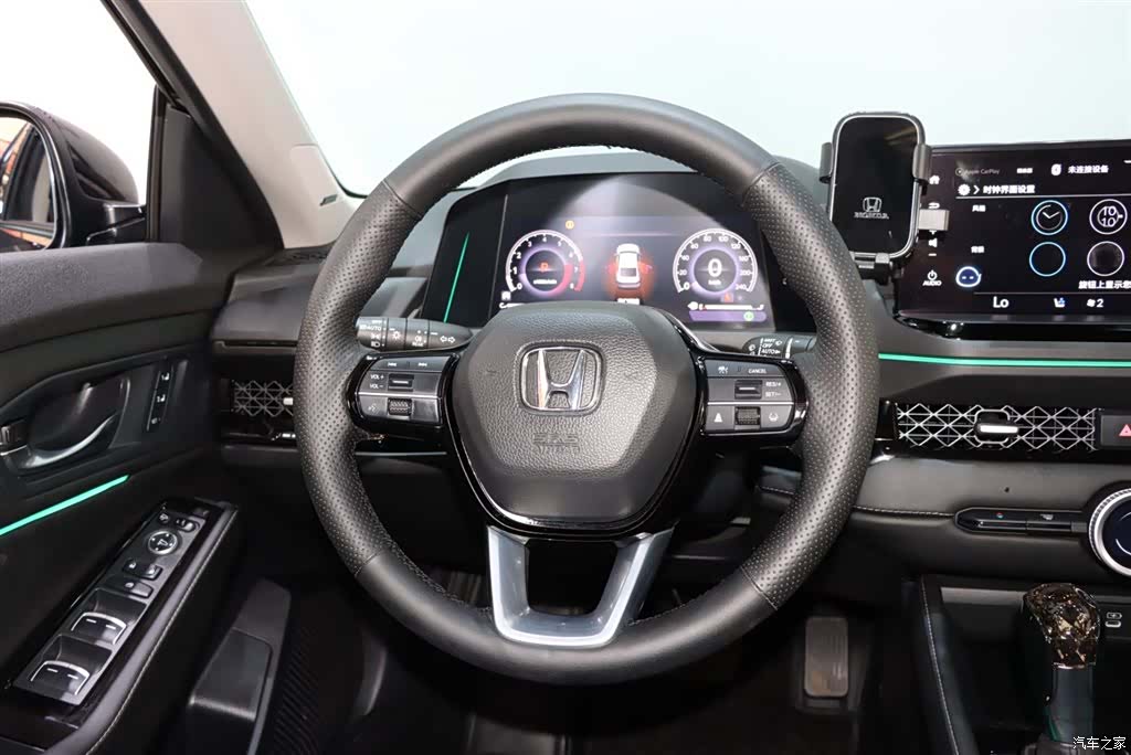 Honda Accord, 2025 12