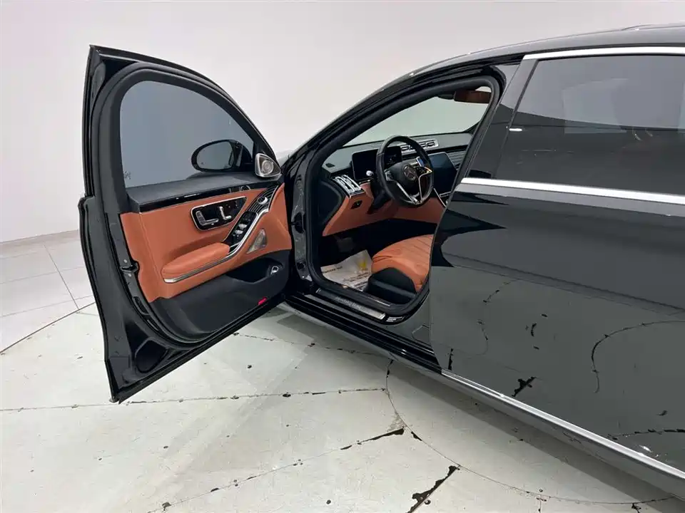 Mercedes-Benz S-class Mercedes-Benz S-class