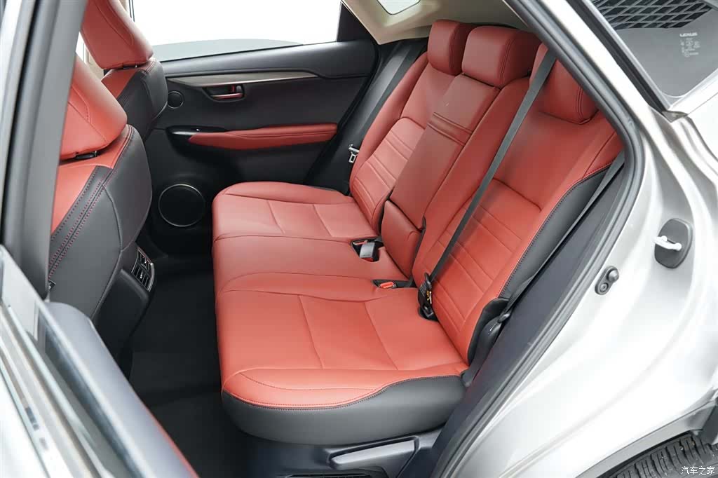 Lexus NX, 2020 10