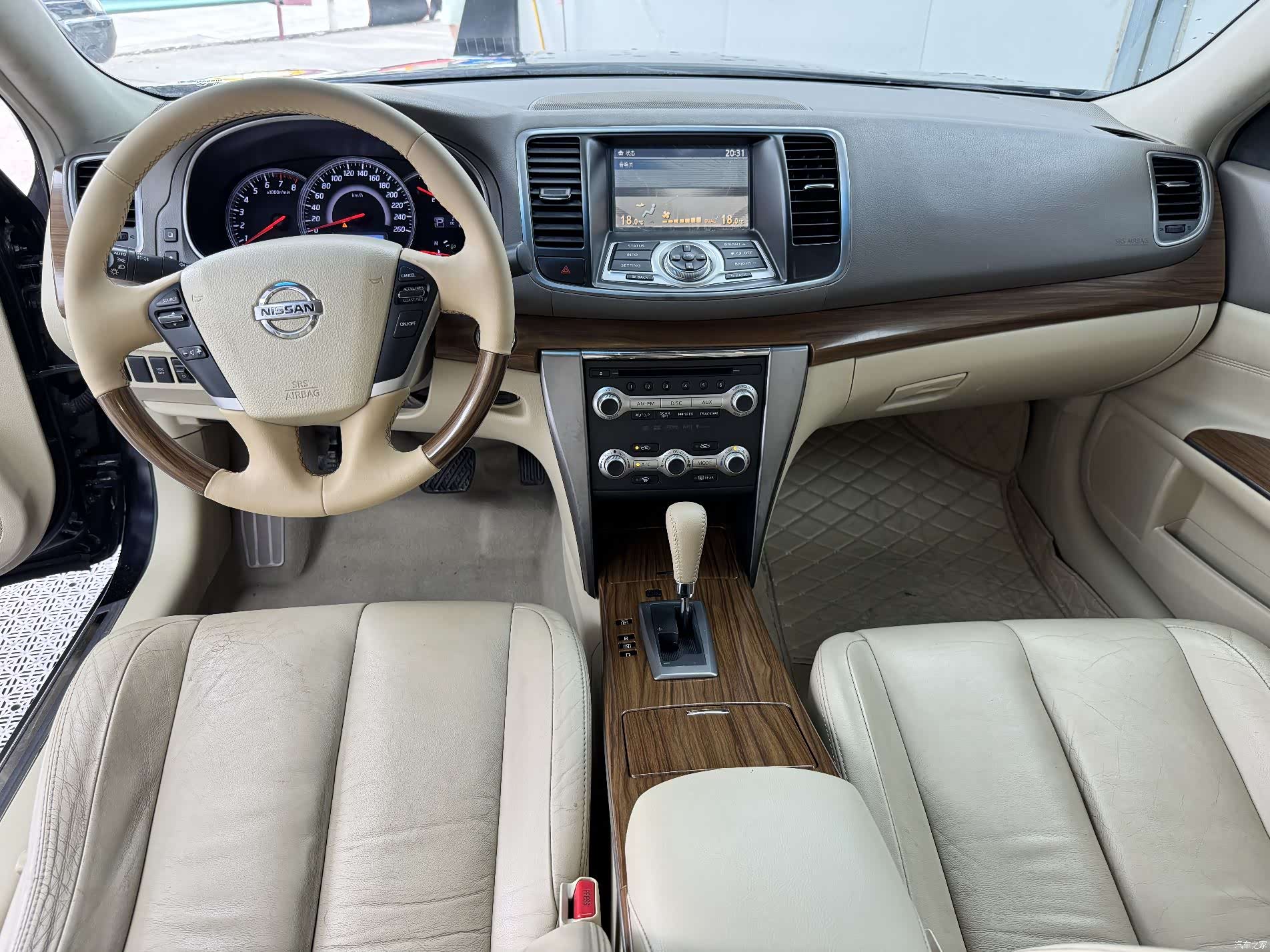 Nissan Teana, 2013 11