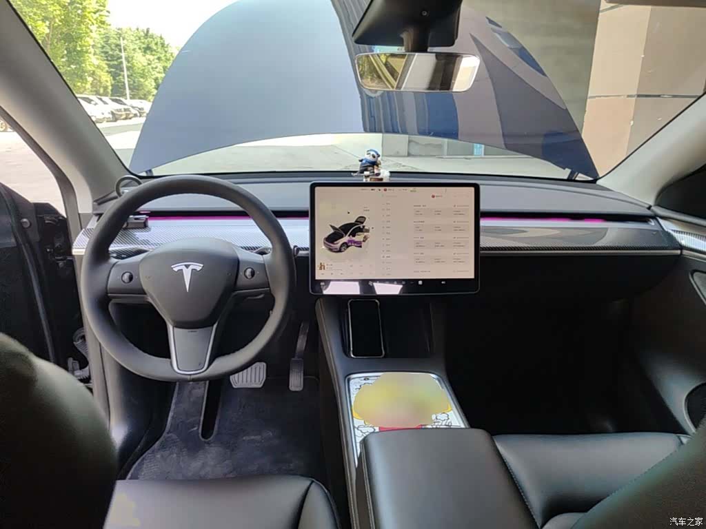 Tesla Model Y, 2023 10
