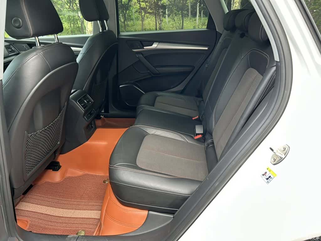 Audi Q5L, 2019 10