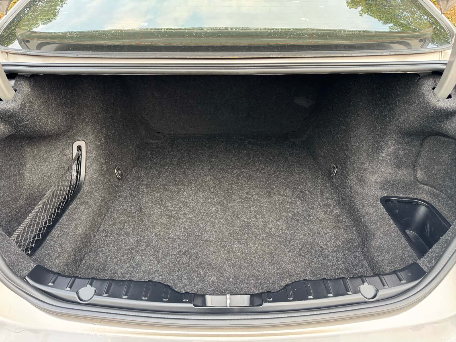 BMW 5 Series, 2014 10