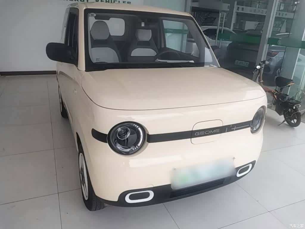 Geely Panda, 2025 4
