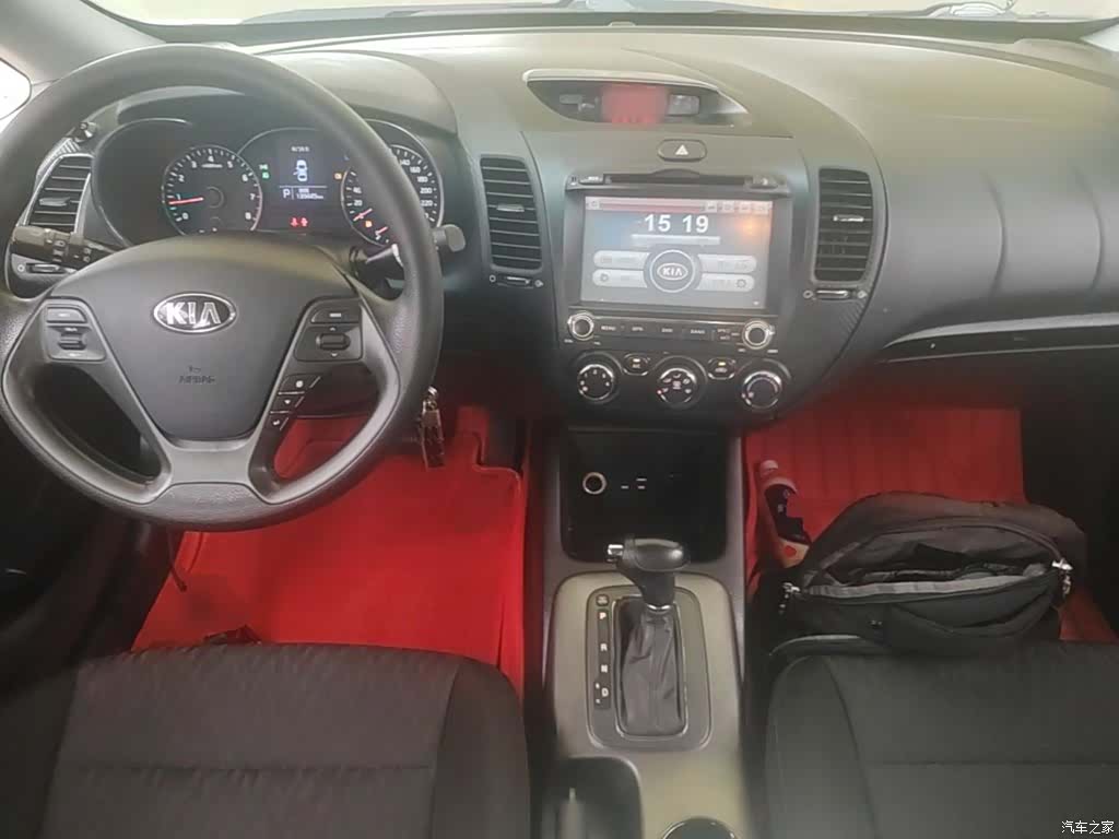Kia K3, 2015 10