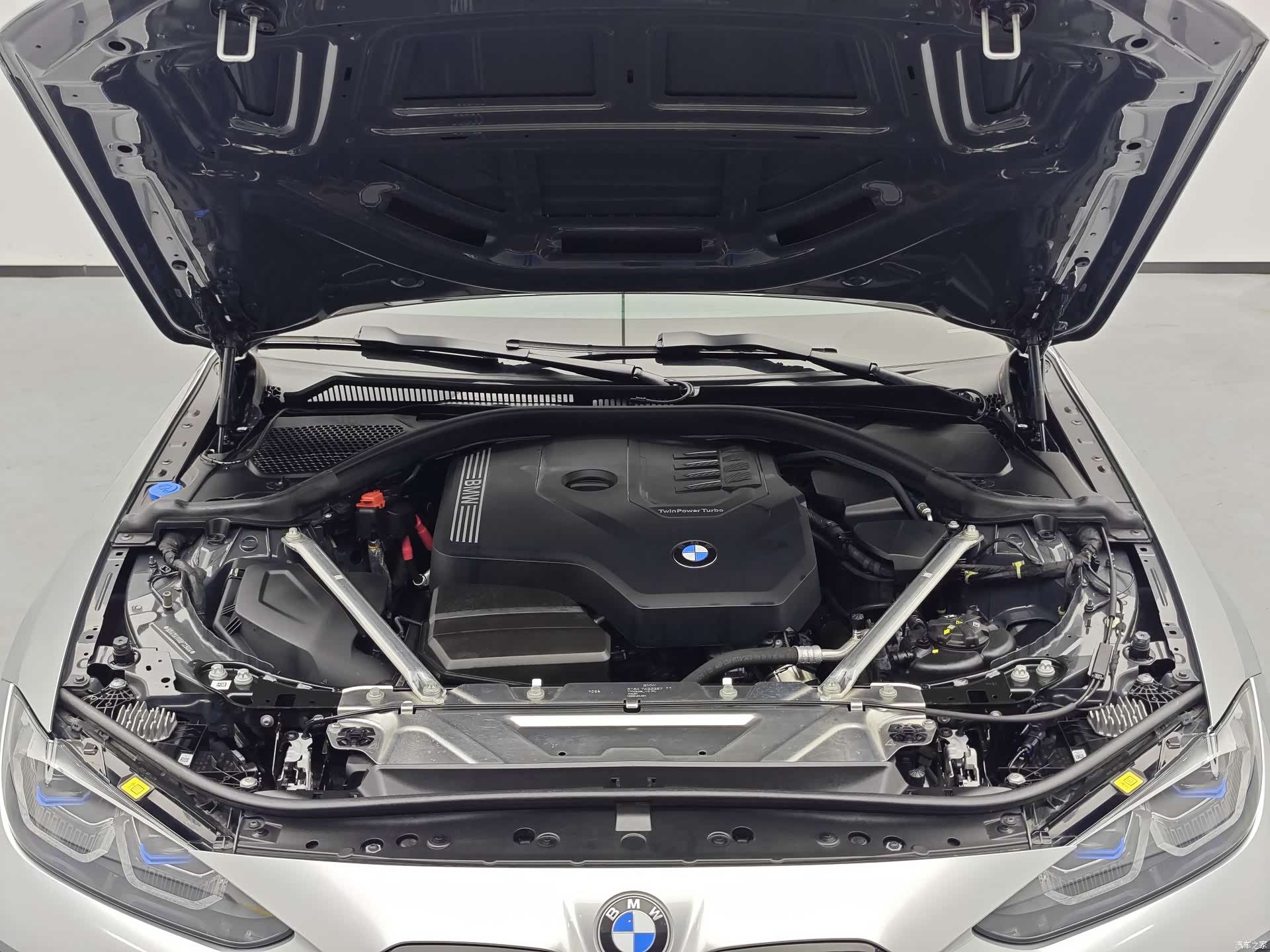 BMW 4 Series, 2025 17