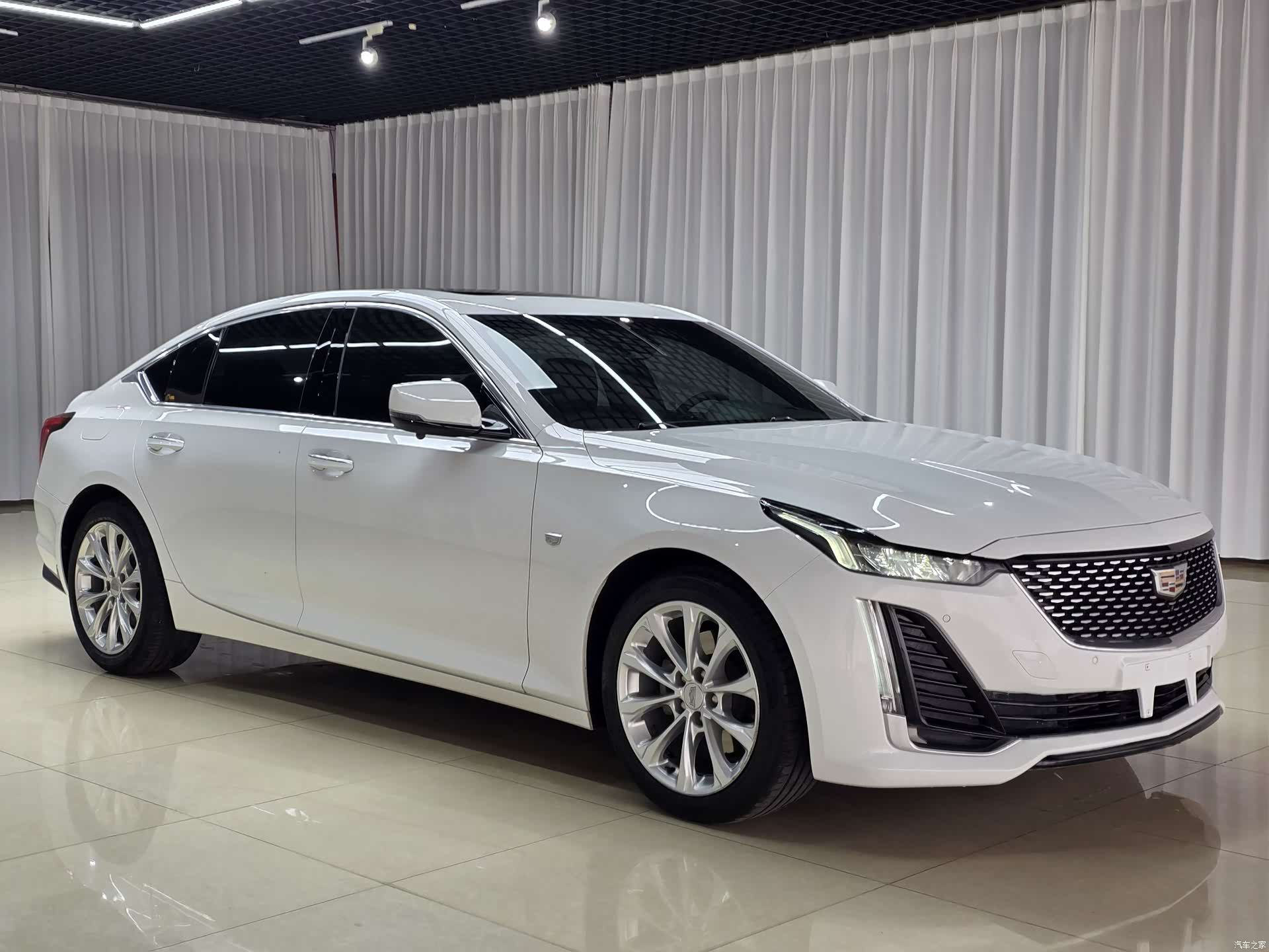 Cadillac CT5, 2022 3