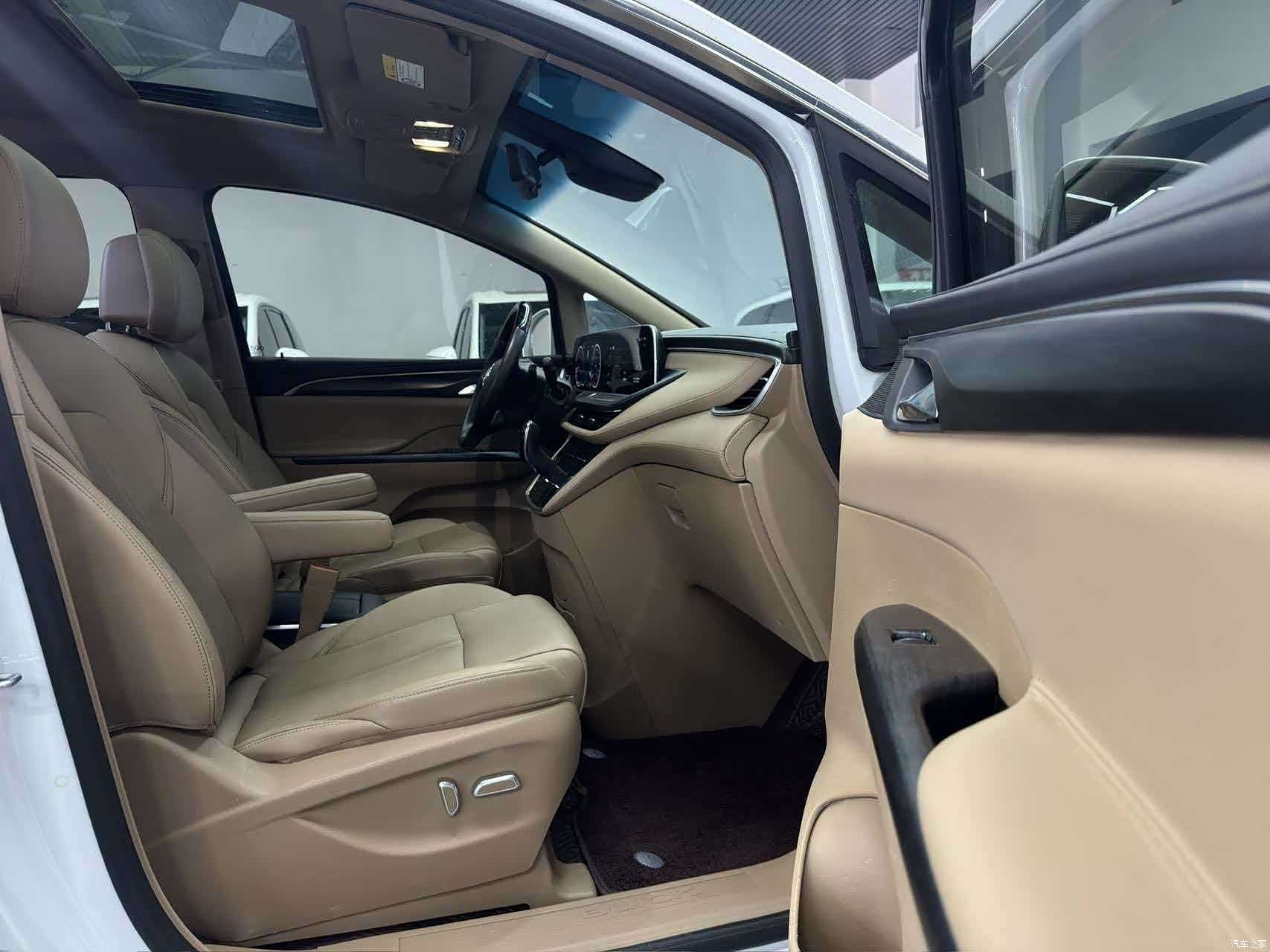 Buick GL8, 2021 8
