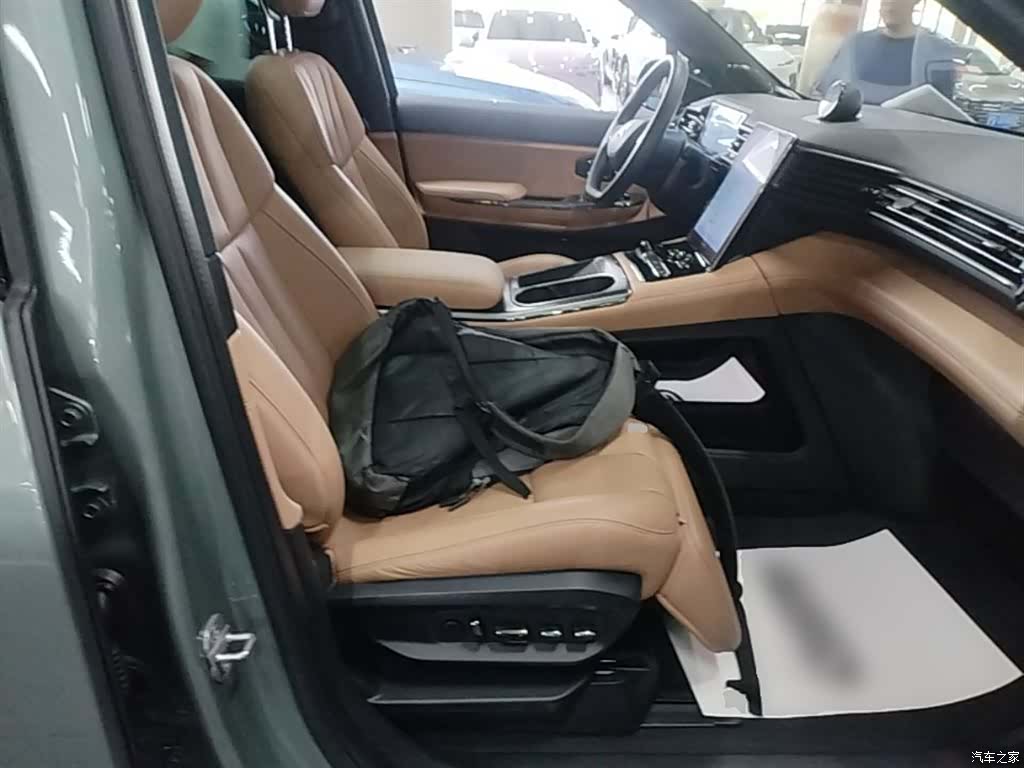 NIO ES8, 2022 25