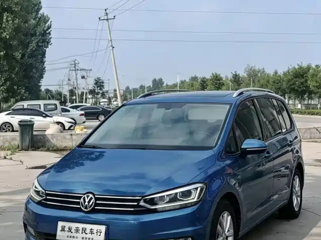 Volkswagen Touran 2017 — купить из Китая под заказ