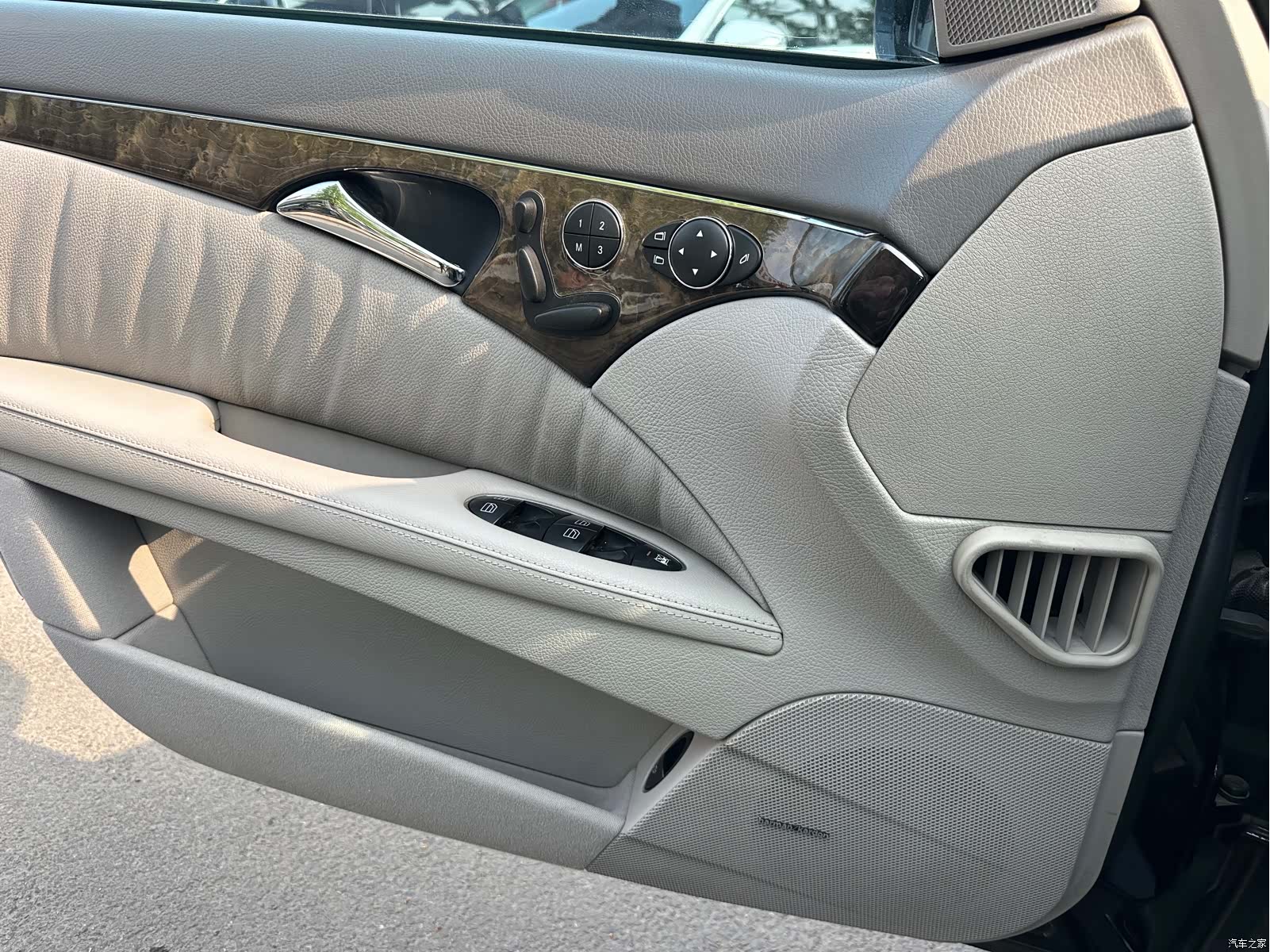 Mercedes-Benz E-Class, 2006 18